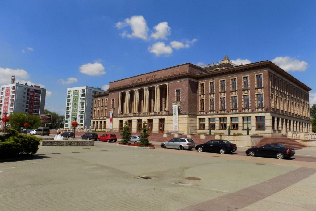 Dąbrowa Górnicza &#8211; Pałac Kultury Zagłębia &#8211; fotografie