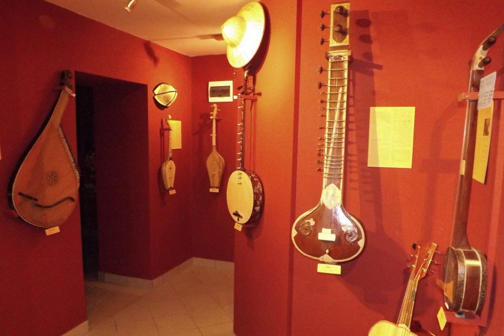 Muzeum Historii Gitary w Katowicach &#8211; fotografie